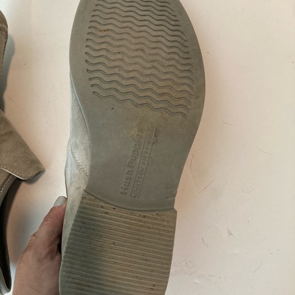 HUSH PUPPIES Men's Grey Suede Reminisce Penny Loafer Style Size US 8.5 GUC - Picture 8 of 16